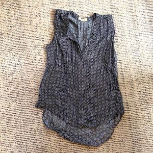 Good condition airy Bella Dahl top